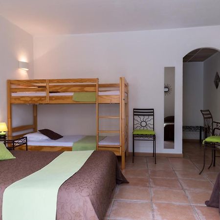 The Originals City, Hotel Le Village Provencal, Aix-En-Provence Nord Пертюи Екстериор снимка
