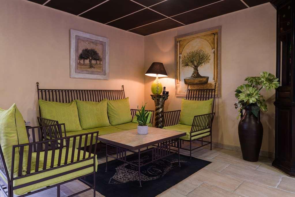 The Originals City, Hotel Le Village Provencal, Aix-En-Provence Nord Пертюи Съоръжения снимка