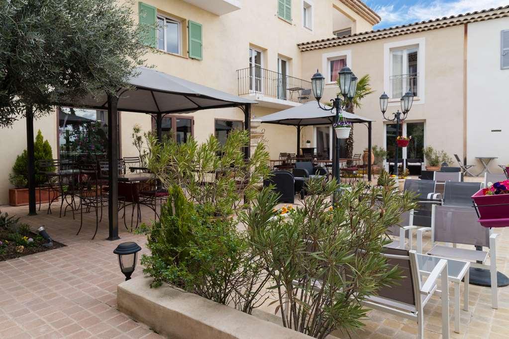 The Originals City, Hotel Le Village Provencal, Aix-En-Provence Nord Пертюи Екстериор снимка