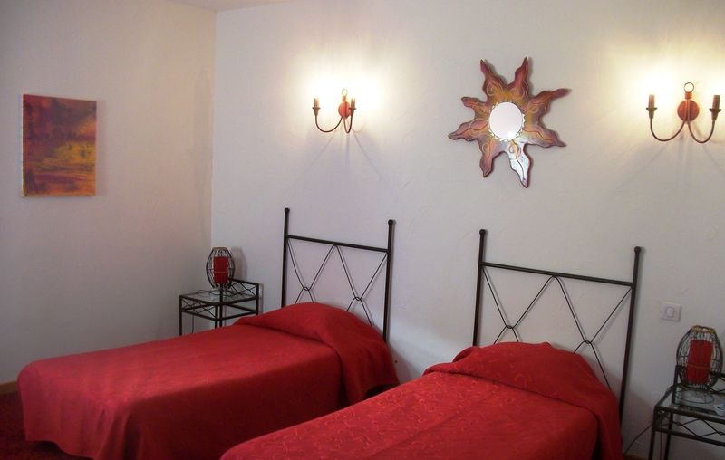 The Originals City, Hotel Le Village Provencal, Aix-En-Provence Nord Пертюи Екстериор снимка