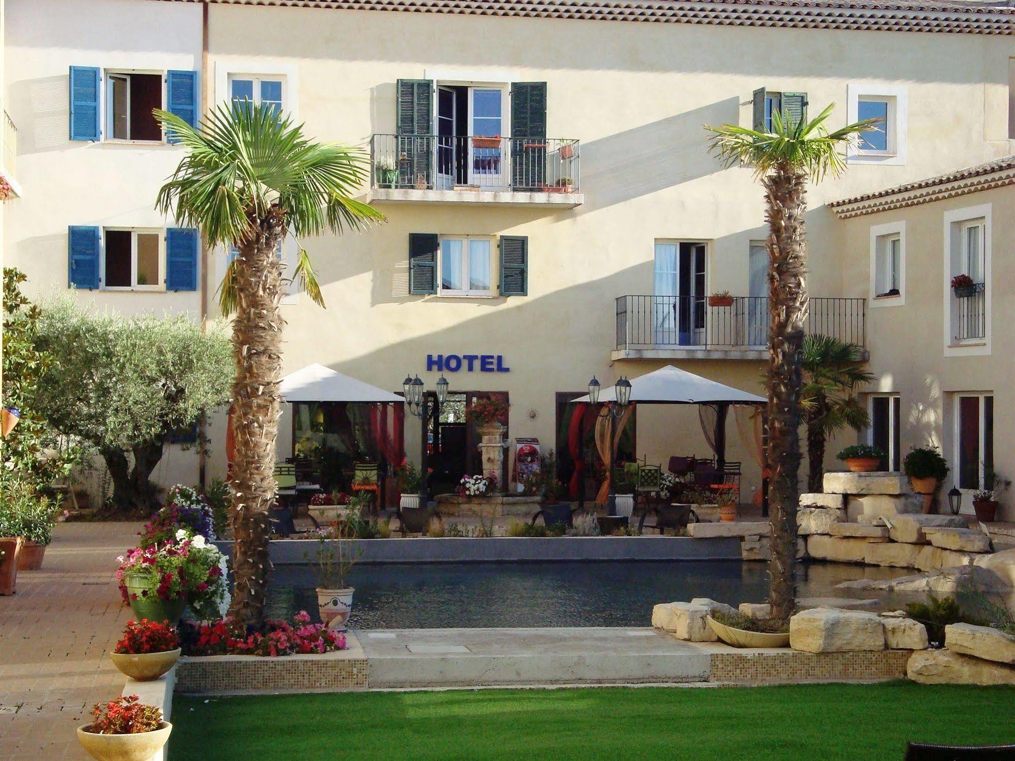 The Originals City, Hotel Le Village Provencal, Aix-En-Provence Nord Пертюи Екстериор снимка